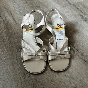 vintage mudd meryl natural heels